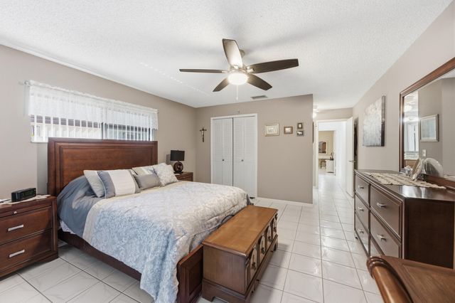 4903 Equestrian Circle A, Boynton Beach, FL 33436