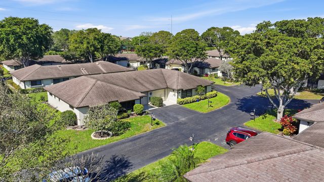 4903 Equestrian Circle A, Boynton Beach, FL 33436