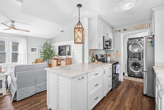 817 Main Sail Ct., Murrells Inlet, SC 29576