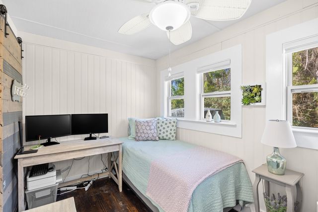 817 Main Sail Ct., Murrells Inlet, SC 29576