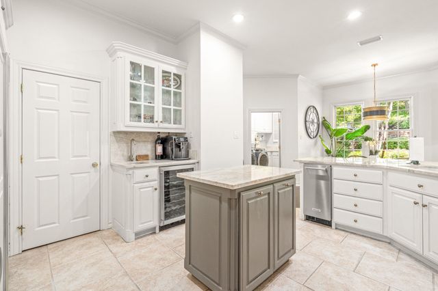 3713 Black Canyon Road, Fort Worth, TX 76109