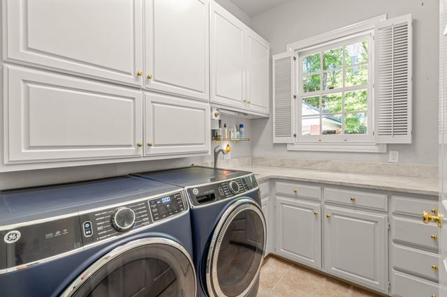 3713 Black Canyon Road, Fort Worth, TX 76109