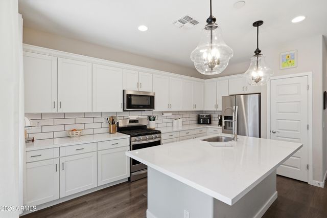 4723 E BARBARITA Avenue, Gilbert, AZ 85234