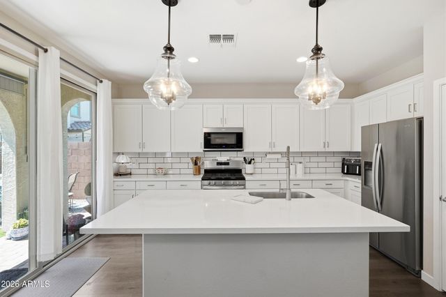 4723 E BARBARITA Avenue, Gilbert, AZ 85234