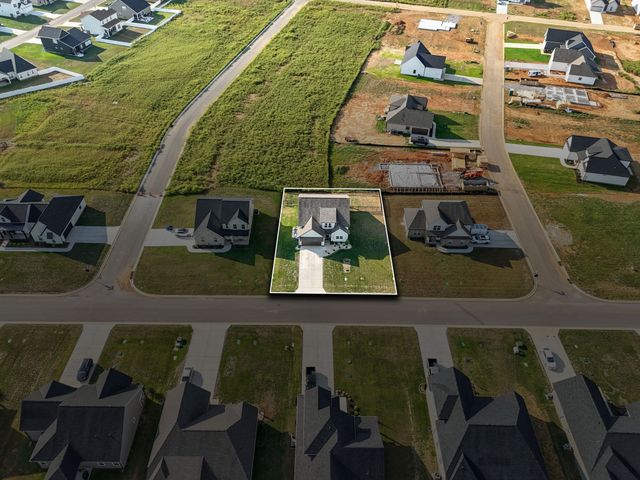 3209 Bootknife Dr, Bell Buckle, TN 37020