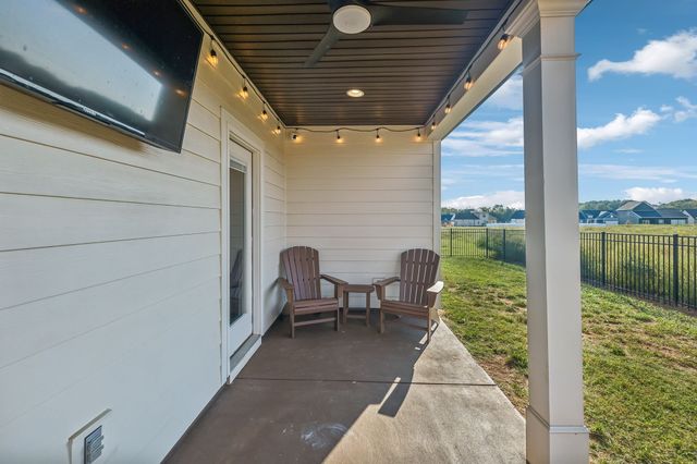 3209 Bootknife Dr, Bell Buckle, TN 37020