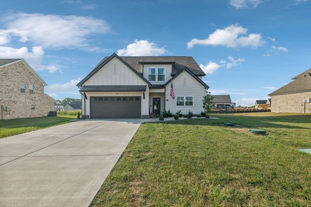 3209 Bootknife Dr, Bell Buckle, TN 37020