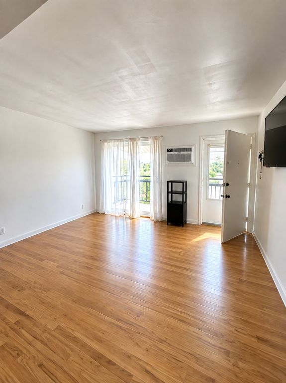 3721 Ruby Street 205S, Schiller Park, IL 60176 — photo 4