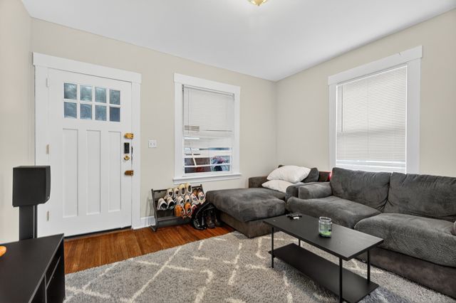 215 Overland Avenue, Bridgeport, CT 06606