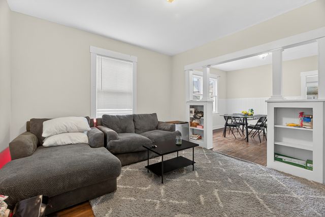 215 Overland Avenue, Bridgeport, CT 06606