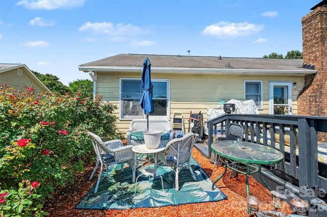 11125 Pinetta Lane, Charlotte, NC 28262