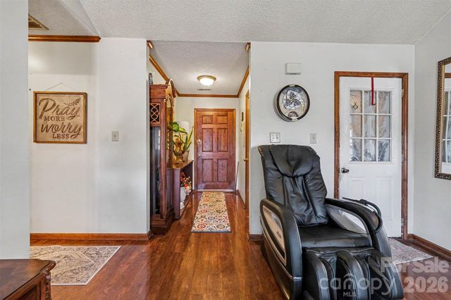 11125 Pinetta Lane, Charlotte, NC 28262