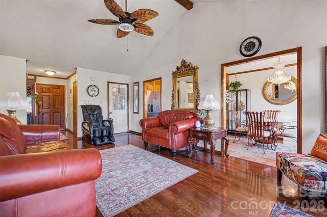11125 Pinetta Lane, Charlotte, NC 28262