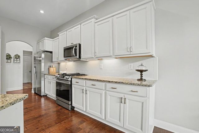 1984 Clovercroft Road NW, Acworth, GA 30101