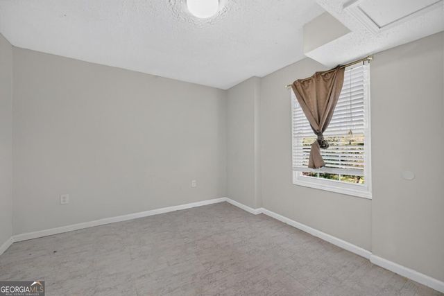 40 Jessamine Trail, Lawrenceville, GA 30046