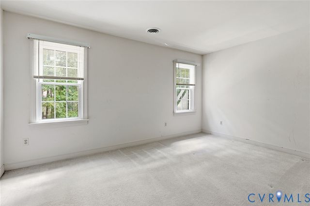 5800 Maple Brook Dr, Chesterfield, VA 23112
