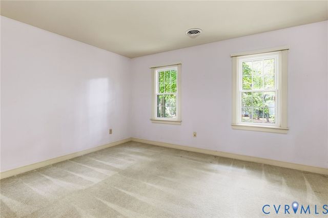 5800 Maple Brook Dr, Chesterfield, VA 23112