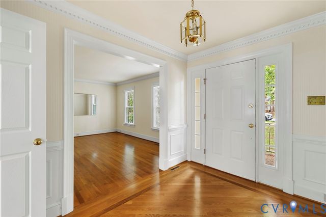 5800 Maple Brook Dr, Chesterfield, VA 23112