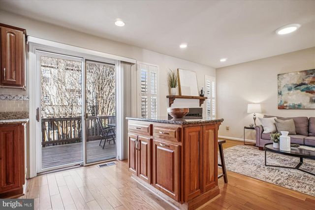 12316 FIELD LARK CT, Fairfax, VA 22033