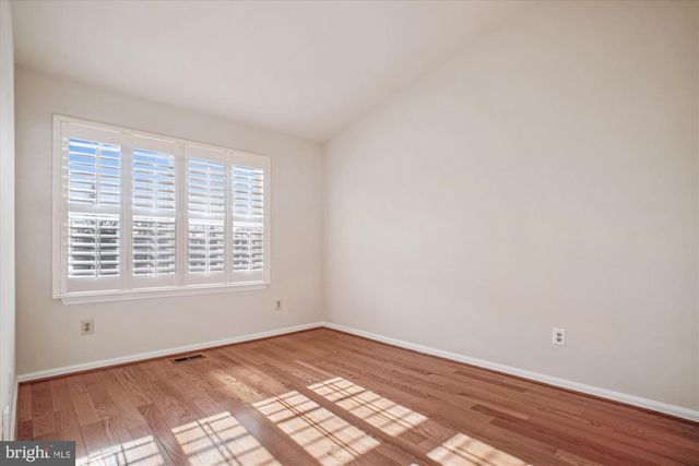 12316 FIELD LARK CT, Fairfax, VA 22033