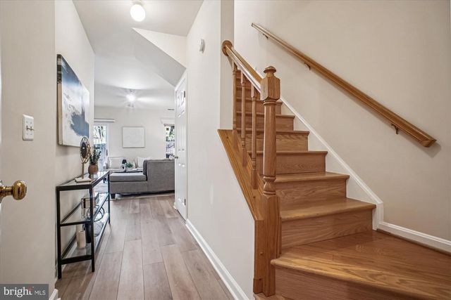 12316 FIELD LARK CT, Fairfax, VA 22033