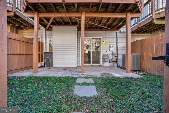 12316 FIELD LARK CT, Fairfax, VA 22033