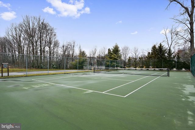 12316 FIELD LARK CT, Fairfax, VA 22033