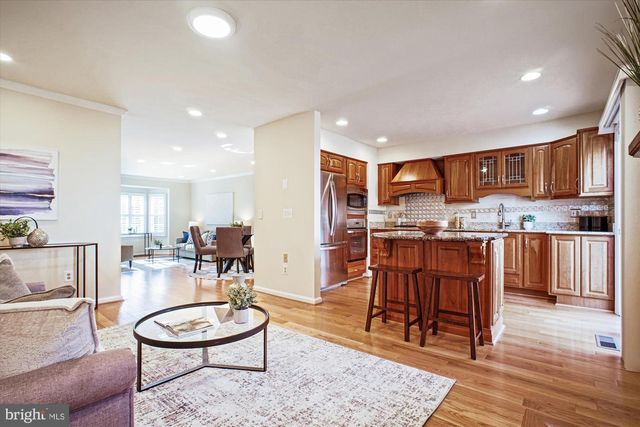 12316 FIELD LARK CT, Fairfax, VA 22033