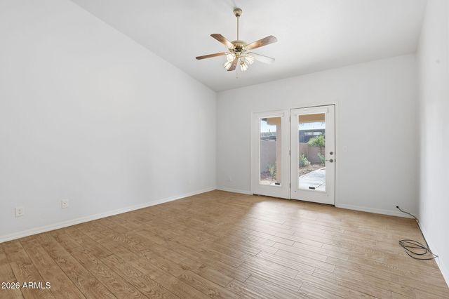 2537 E LUPINE Avenue, Phoenix, AZ 85028