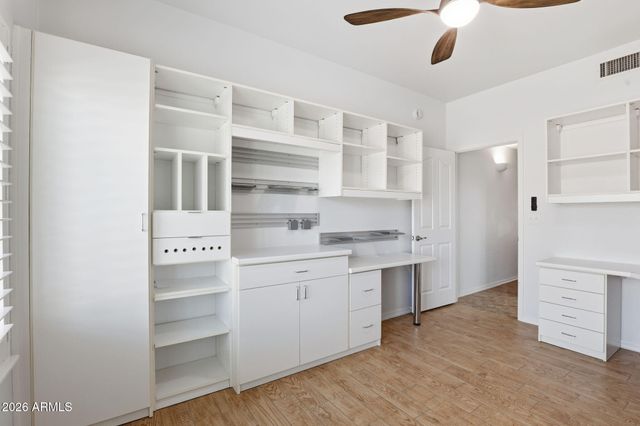 2537 E LUPINE Avenue, Phoenix, AZ 85028