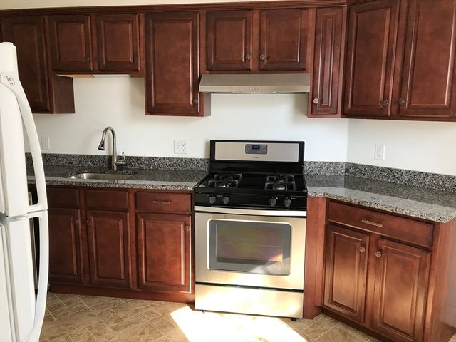 41 Central Street 1F, Beverly, MA 01915