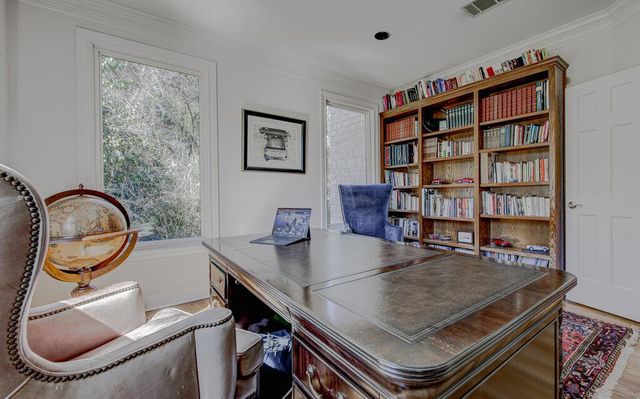 4800 Mantle DR, Austin, TX 78746