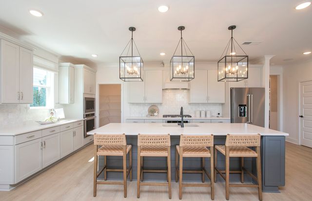 719 Great Basin Drive, Lebanon, TN 37090