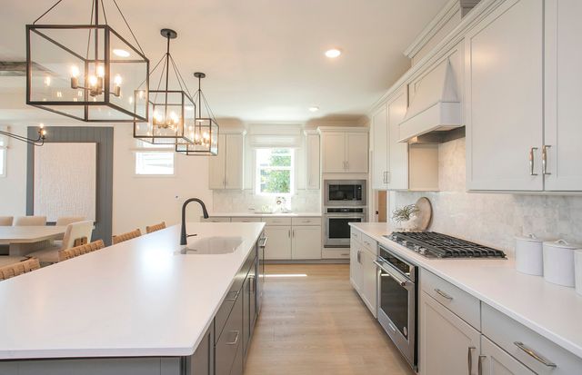 719 Great Basin Drive, Lebanon, TN 37090