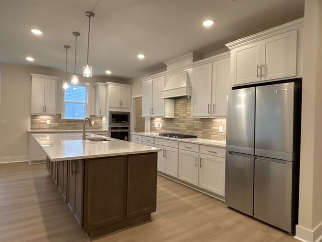 719 Great Basin Drive, Lebanon, TN 37090