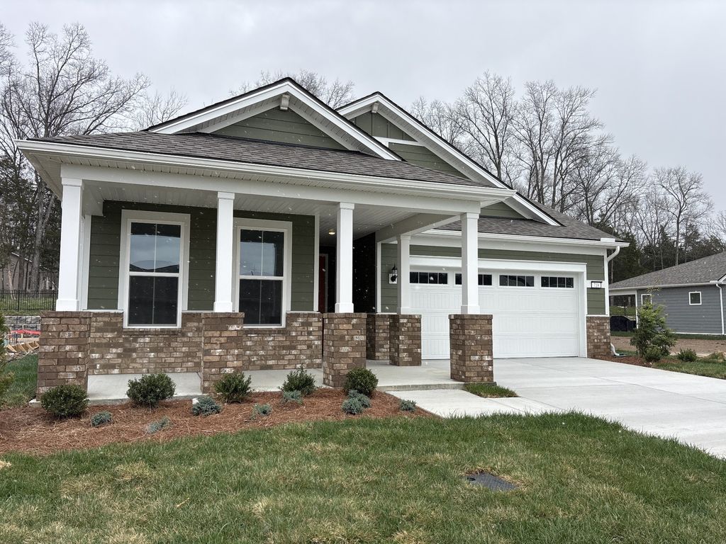 719 Great Basin Drive, Lebanon, TN 37090