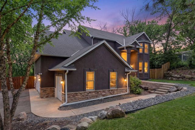 5131 Baker Road, Minnetonka, MN 55343