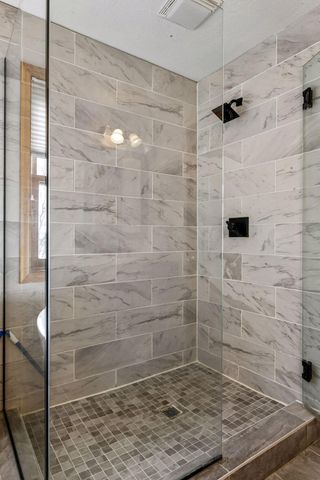 5131 Baker Road, Minnetonka, MN 55343