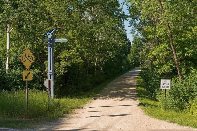 5131 Baker Road, Minnetonka, MN 55343