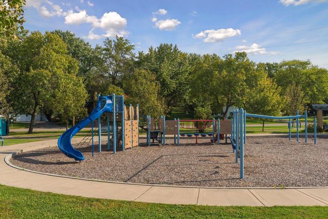 5131 Baker Road, Minnetonka, MN 55343