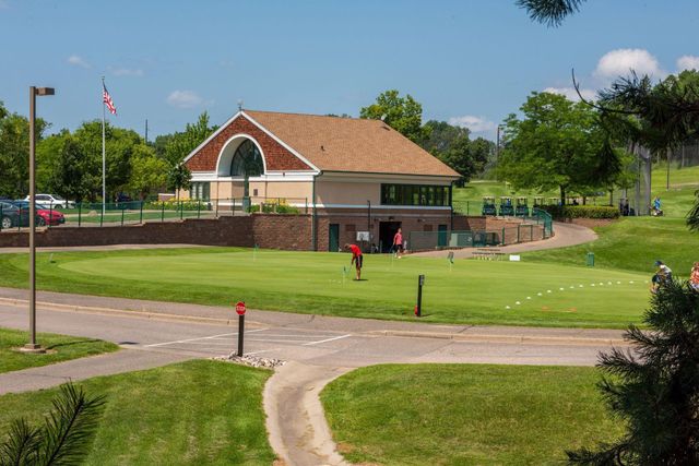 5131 Baker Road, Minnetonka, MN 55343