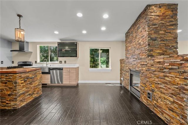 15455 Glenoaks 67, Sylmar, CA 91342