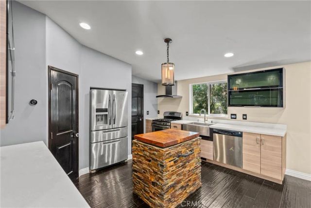 15455 Glenoaks 67, Sylmar, CA 91342