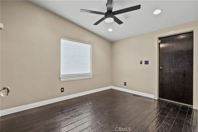 15455 Glenoaks 67, Sylmar, CA 91342