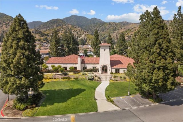 15455 Glenoaks 67, Sylmar, CA 91342