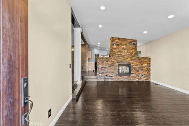 15455 Glenoaks 67, Sylmar, CA 91342