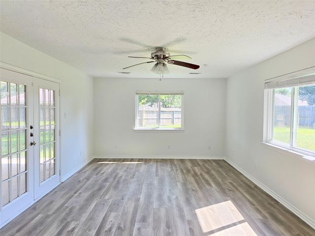 10615 Heatherford Drive, Houston, TX 77041