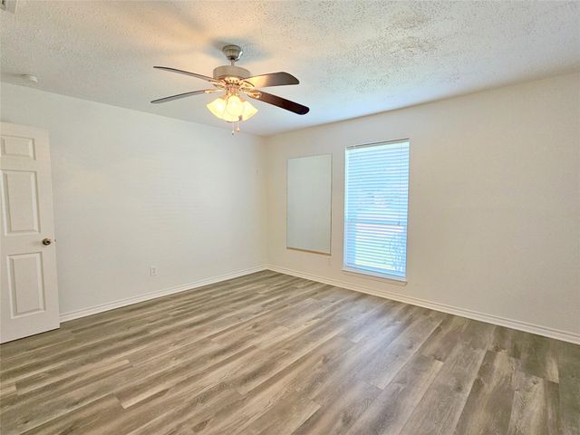 10615 Heatherford Drive, Houston, TX 77041