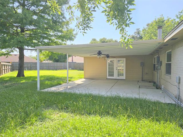 10615 Heatherford Drive, Houston, TX 77041