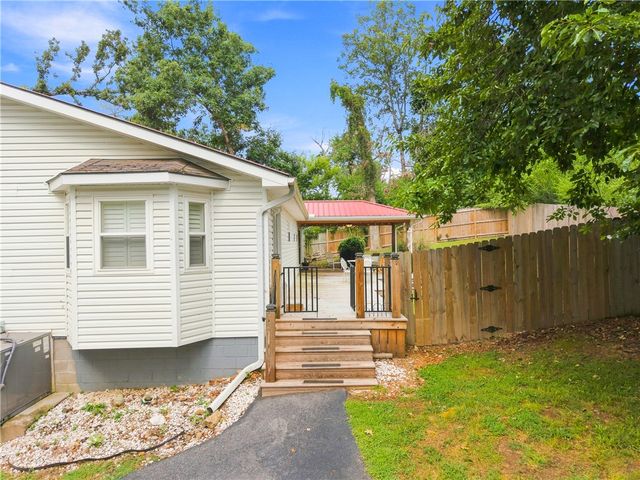10230 S Marango Drive, Rogers, AR 72758